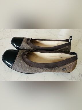 Naturino Dual-Tone Ballerinas (Girl’s size 3)